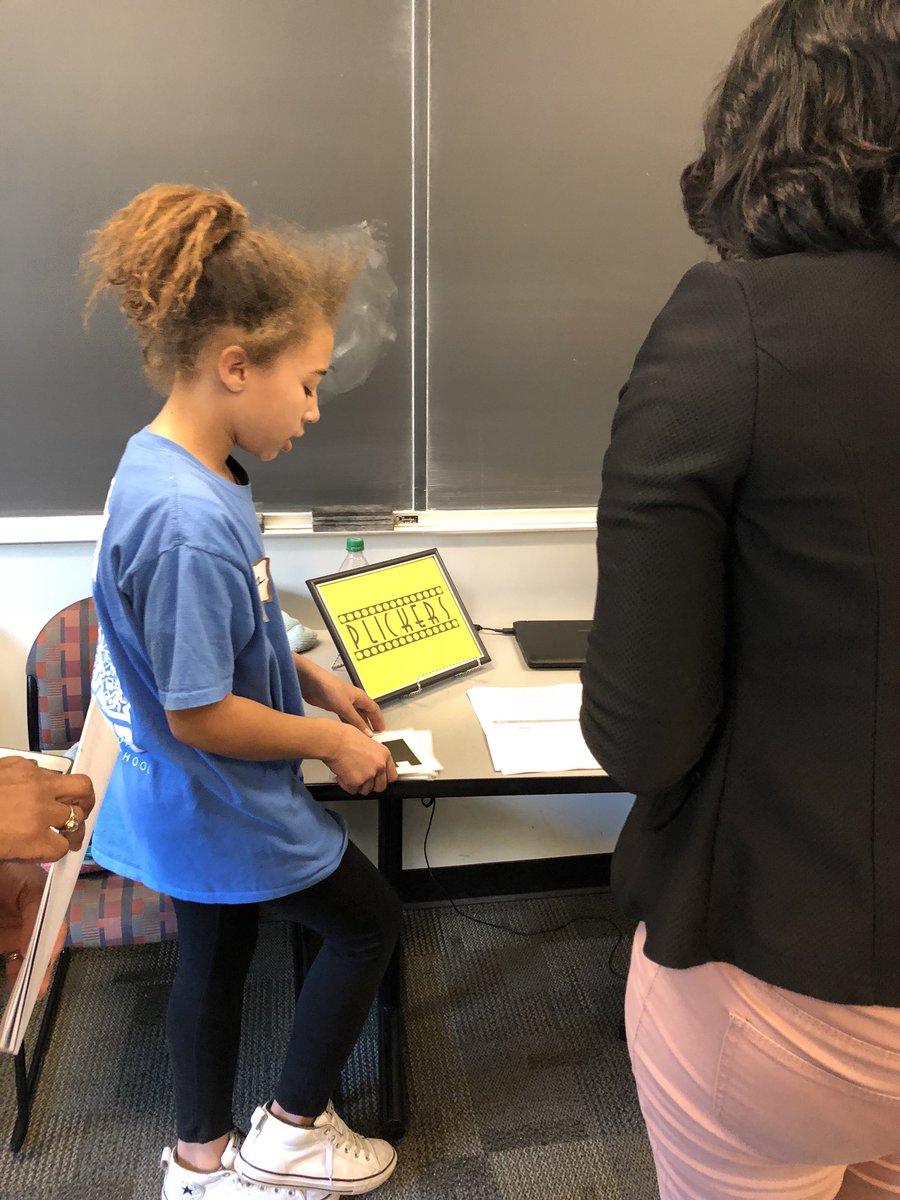 wooten76's tweet photo. Fifth grade students at Hunter GT/AIG Magnet Elementary presented the Technology Showcase at the NC Association of Elementary Educators District 3 conference at Meredith College. We are so proud of their leadership skills with technology! #ncaee, @HunterPrincipal https://t.co/QKBjbQpeMv