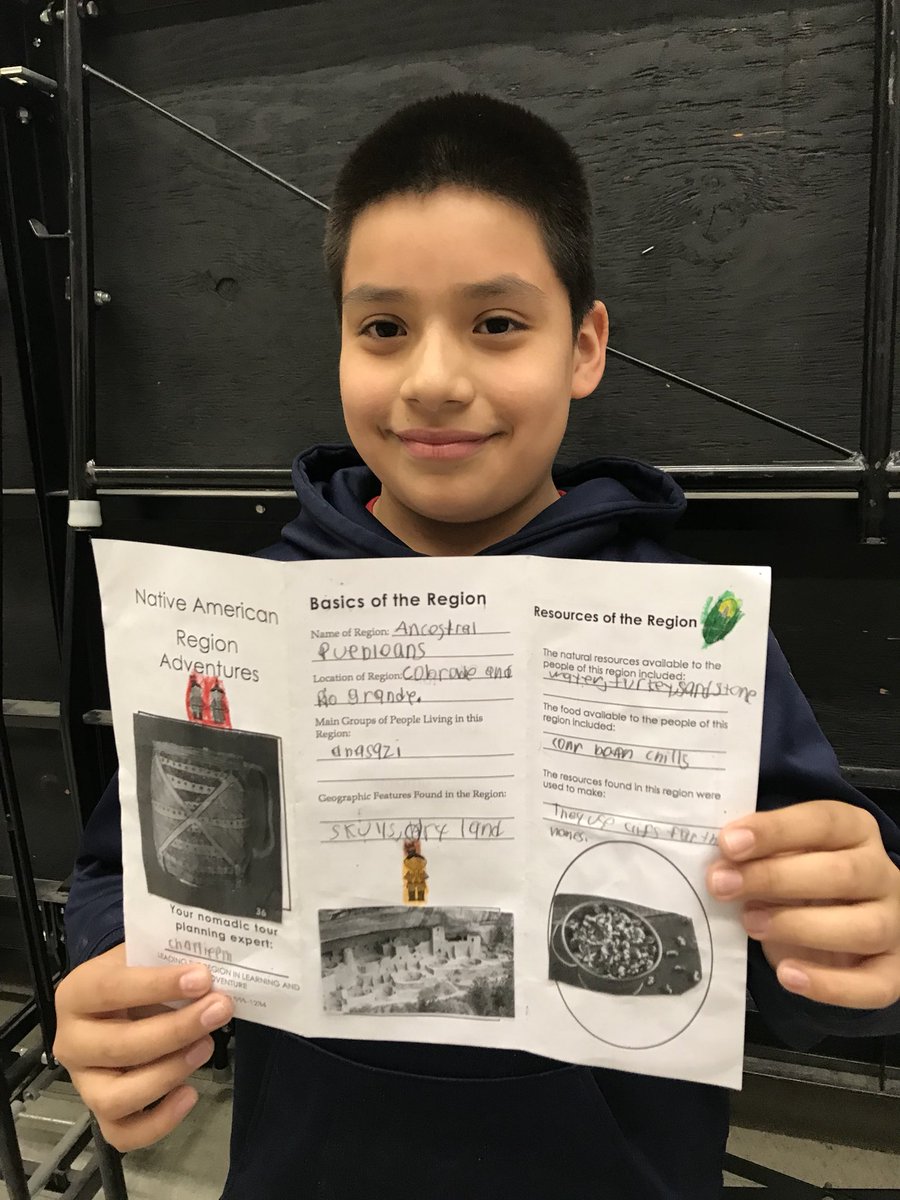 BrenchakMacd's tweet photo. Indigenous Peoples Expo #maclearns @MacdSchool https://t.co/hkHIHT979y
