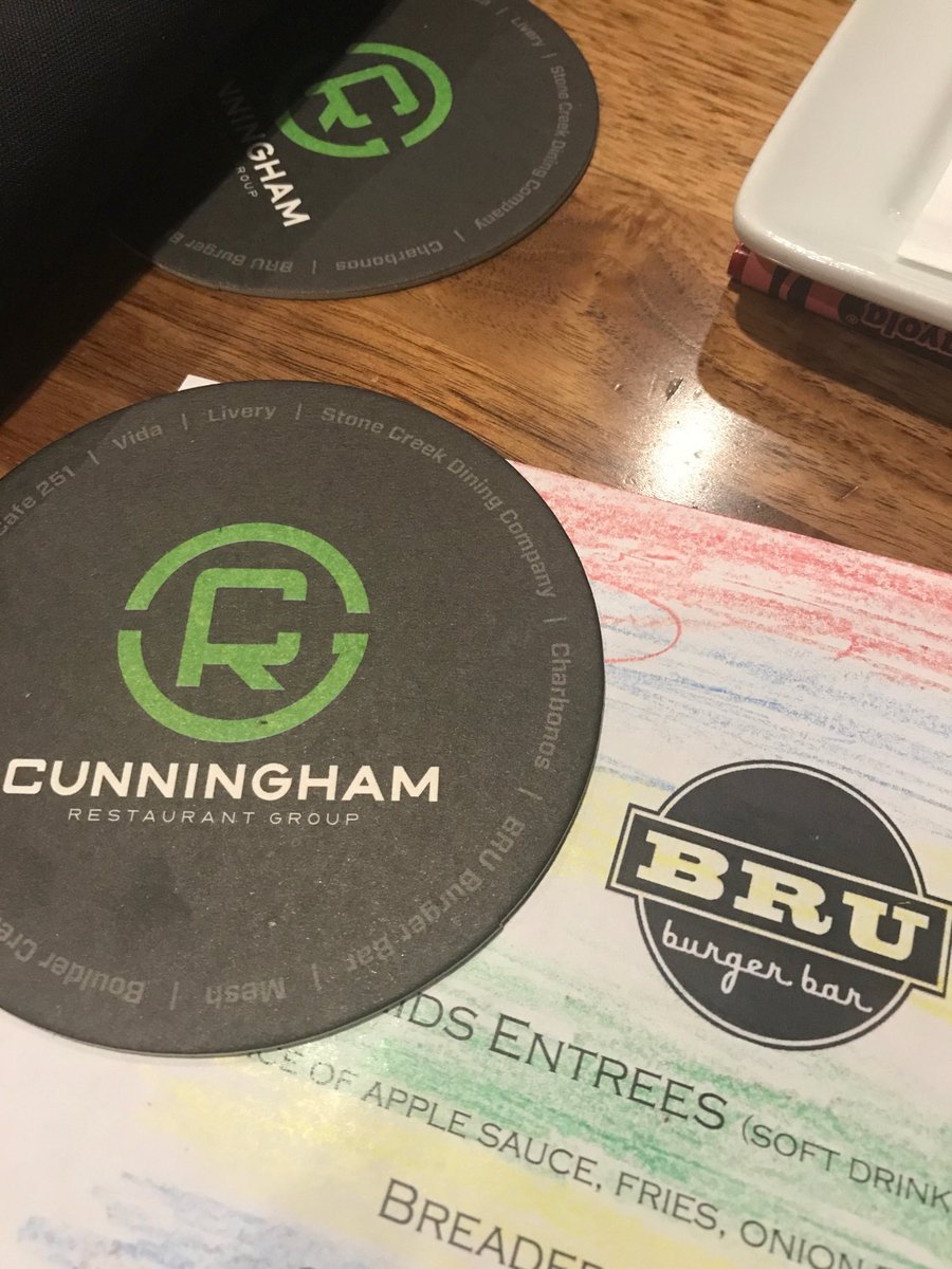 melaniegreen's tweet photo. Helping support #DevourIndy &amp; #RoundUp4Riley @BRUBurgerBar Carmel. Thanks @FaegreBD for supporting! https://t.co/cxvYyESxYA