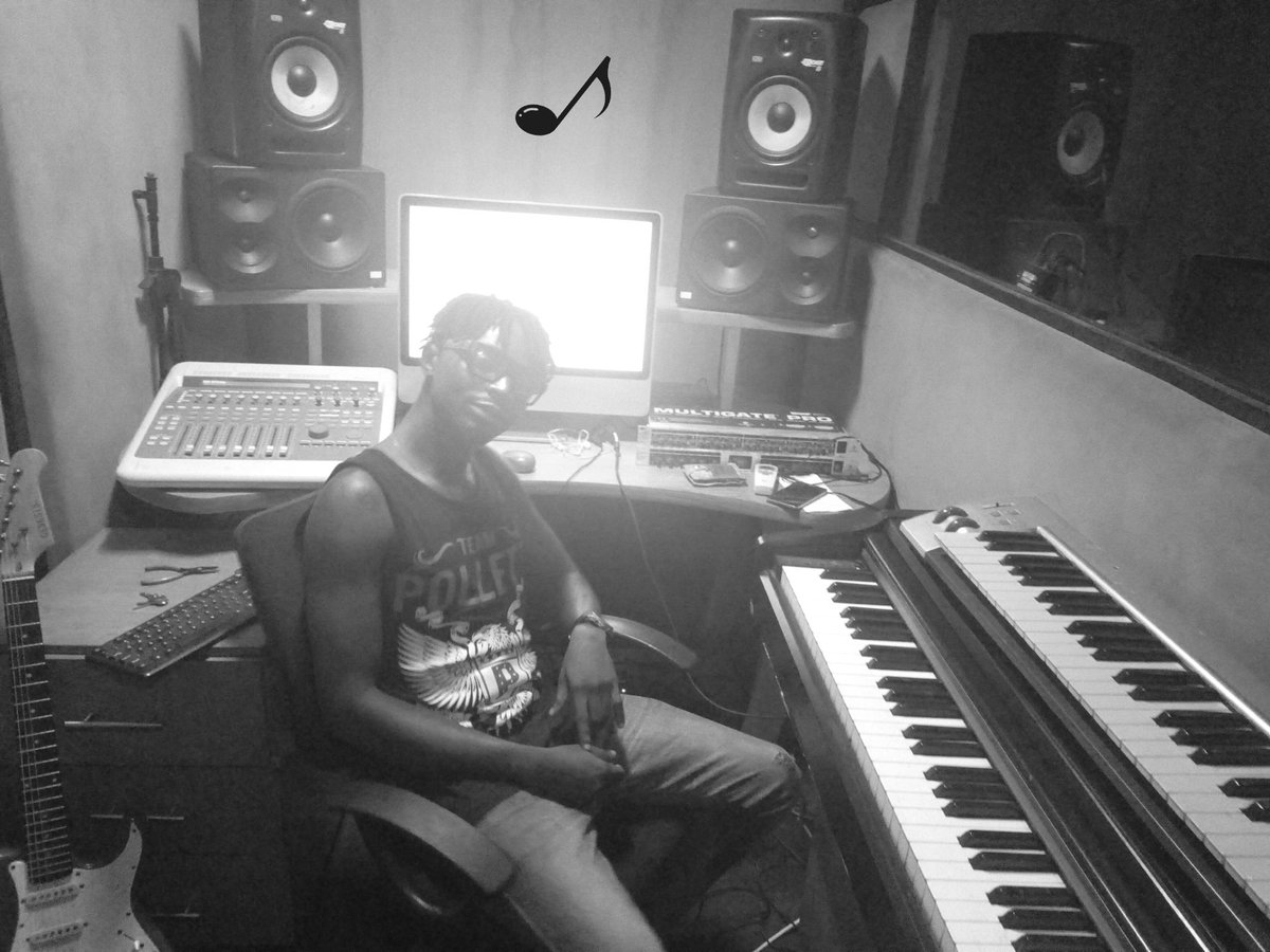 jprosoundz's tweet photo. Work work work https://t.co/UzKtbY55Gx