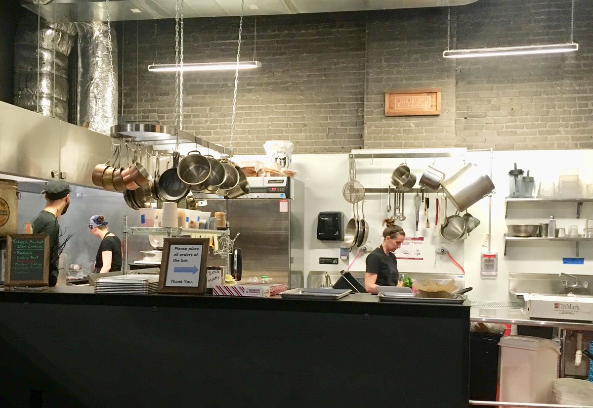 Beer2Box's tweet image. Great night at @NobleBeastBeer great beer and excellent food.