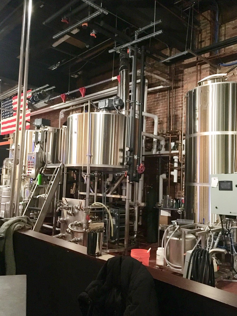 Beer2Box's tweet image. Great night at @NobleBeastBeer great beer and excellent food.