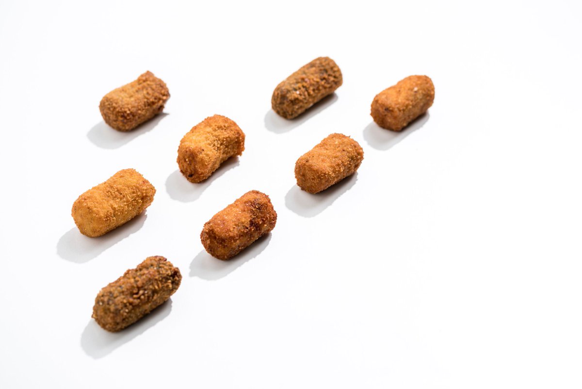 De croquetes anem!!!
Les vols al teu establiment o a casa??
hola@reinacroqueta.com