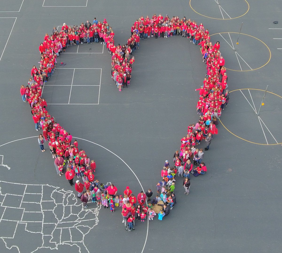 Culmination to an incredible week of kind acts! It starts small and spreads globally #GreatKindnessChallenge #maryfarmarelementary #busd