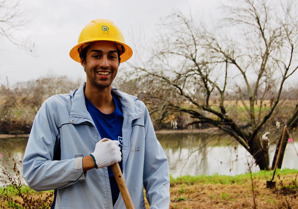 the_sca's tweet photo. We’re grateful to @SouthwestAir for helping to keep #HoustonStrong &amp; mobilize young conservationists in #SCAHarveyRecovery #SouthwestHeart https://t.co/9NVORt5rmT