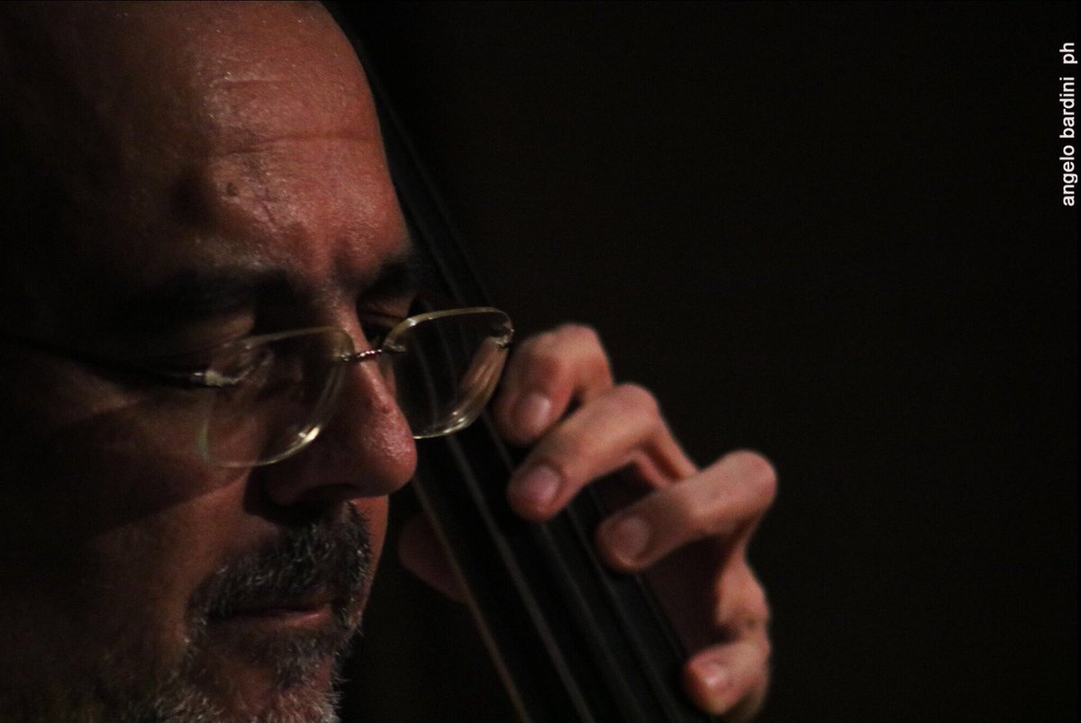 MilestonePc's tweet photo. #MilestonePc #D_Torto 4et #greatMusic @musica_jazz @PiacenzaSera @pcjazzclub @teatripiacenza @Piacenza24 @repubblica @jazzsharing @jazzconvention @La_Lettura @laprovinciacr @Mingus2011B https://t.co/kKAMhOqC2k