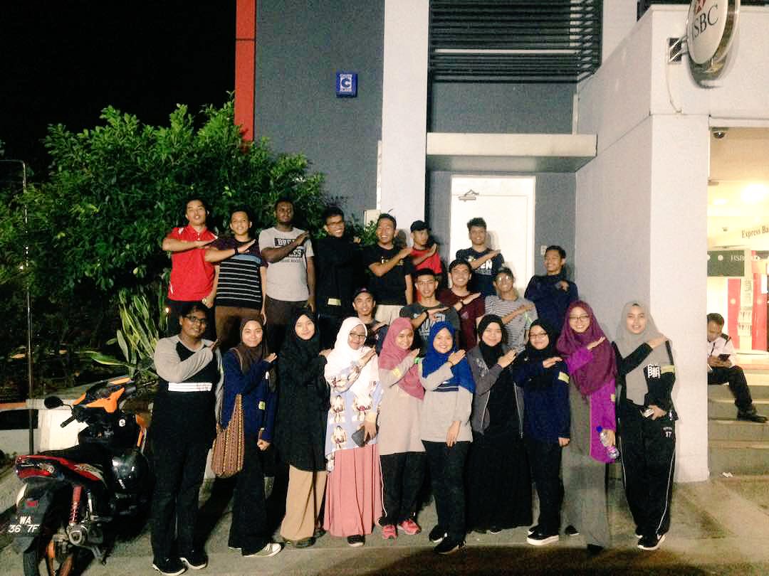ummufastaqim's tweet photo. Rasa bersyukur sangat kepadaNya.
Apabila para belia mpp ini memberi feedback yang subhanAllah, i pun speechless dalam aktiviti Street Fighter dimana adaptasi dari module Street Dakwah Level 2.
#bazarkarat
#mpp
#pmjb https://t.co/Y73GO8LLco