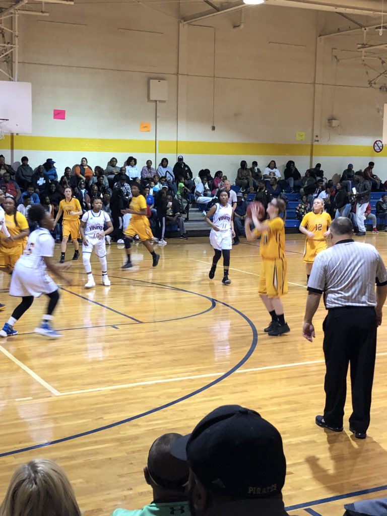 Helen G Lane tweet media