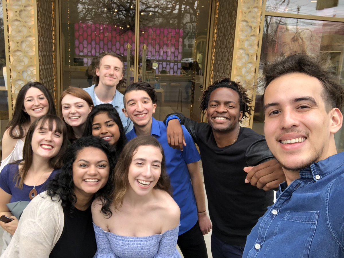 UTRansomNotes's tweet photo. Had an amazing afternoon singing for Christian and Bertling family! https://t.co/7wbvFD0NZ2