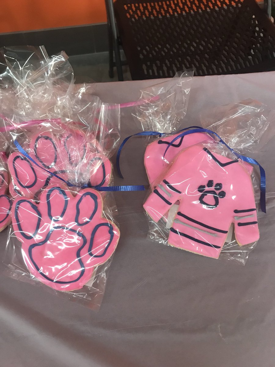 C Ecklund tweet media