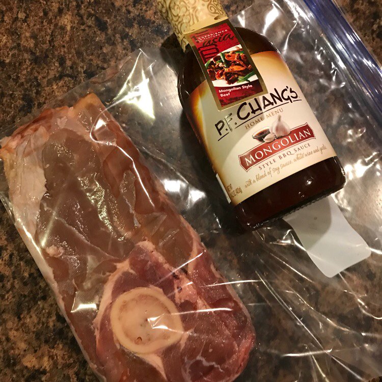 HeatherClower's tweet photo. Beef chuck roast! @pfchanghomemenu @Influenster #RecipesThatWok #SauceThingsUp #Ad #Contest https://t.co/h7m3Puwr3S