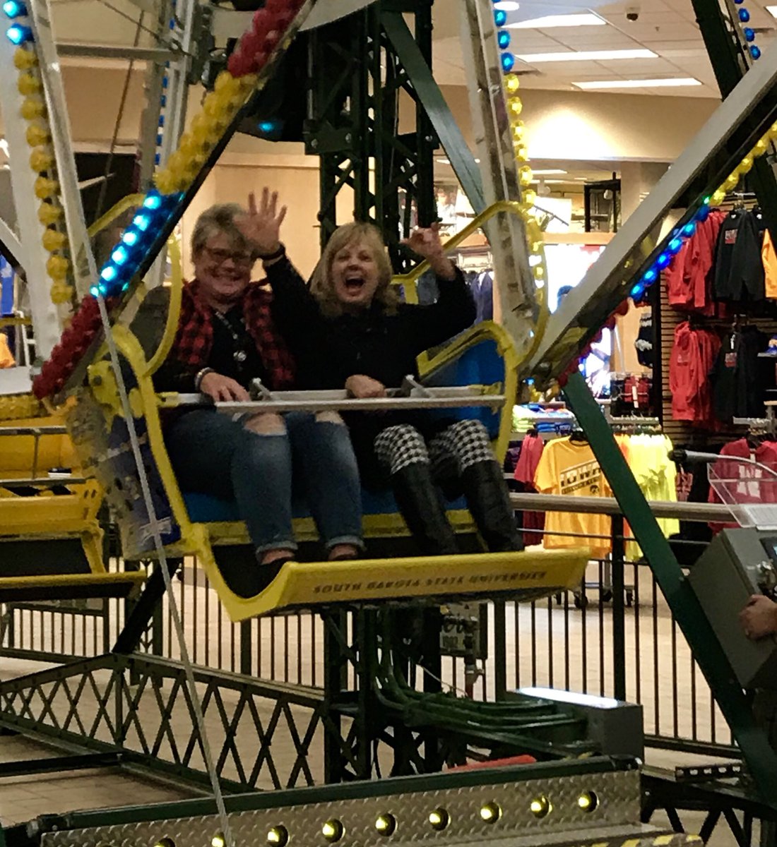 garnert10s's tweet photo. Fun with my #SHAPECentral buddy at Scheels, fun Sat night in Sioux Falls @SHAPEAmericaCD @MOAHPERD https://t.co/bWoPyZF1Cr