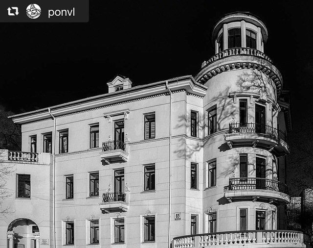 Светланская, 65а from @ponvl Училище #светланская65а #светланская #old_vl ift.tt/2Bzn933