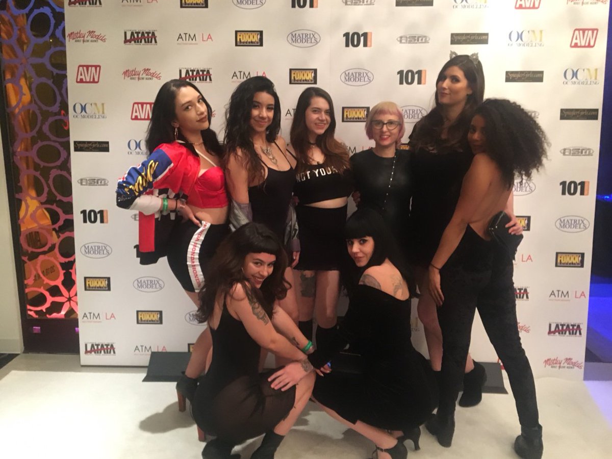 We had such a blast at #avn this weekend! Thank you, @MyFreeCams for having us, and making it such a great experience! #suicidegirls #blackheartburlesque