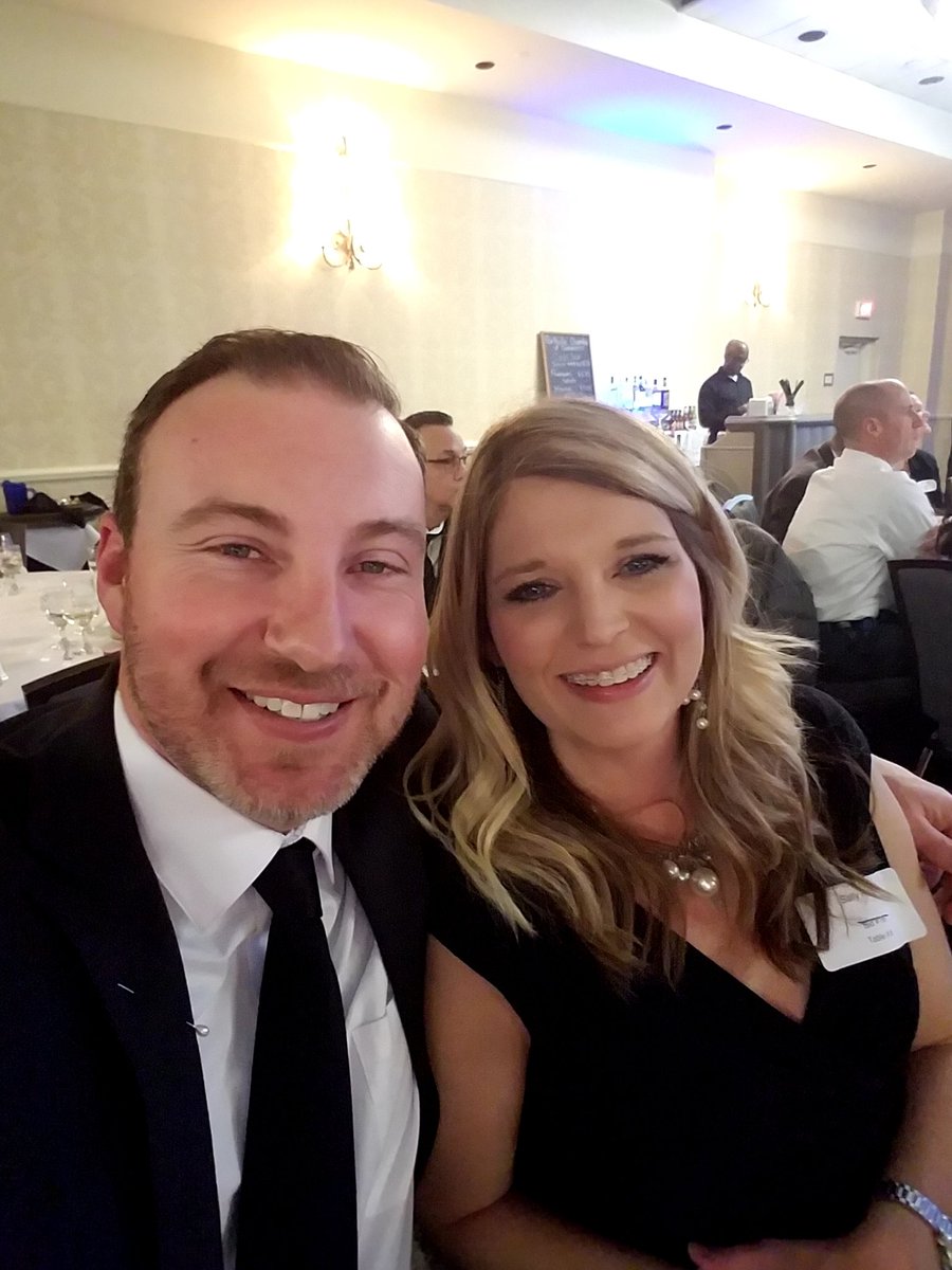 Mike_Kellam1's tweet photo. Thanks to Dale Brouk of #FiveStarLifestyles @NatGolfShop for hosting @SallyKellam34 and myself @ParkvilleChamb Gala. Great event, great night of fun and most importantly supporting a great cause #synergyservices. https://t.co/7kdYyVlPLI