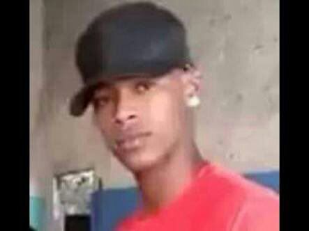 tulioorucha_'s tweet photo. #LUTO J.C "MEME QUE TAMPA? A TAMPA DO SEU C* TROLLEI", SER VOCE RIU COM AS PIADAS DELE DE RT DESCANCE EM PAZ https://t.co/SMIoLrjM9w