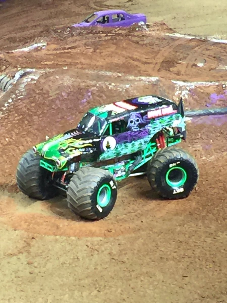 k9kayaks's tweet photo. Fun day watching #MonsterTruckJam at #BonSecoursArena #MaxSmiles https://t.co/RjFfGOkQ1C