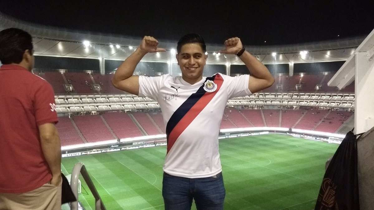 Ponchofifa's tweet photo. @Chivas ¡Vamos rebaño! #ChivasRayados https://t.co/TkW53LOyDZ