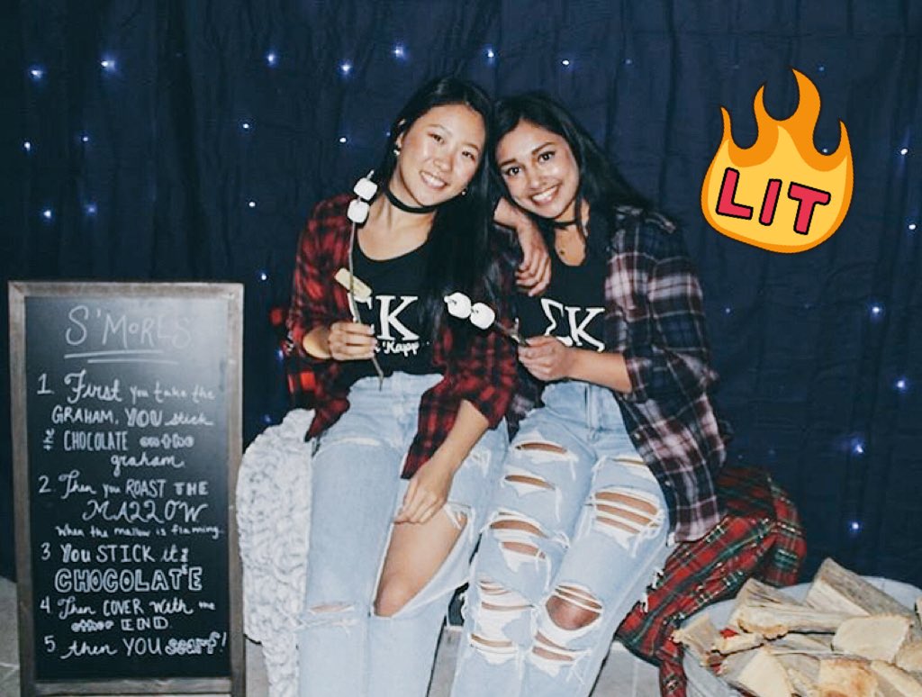 SigmaKappaRU's tweet photo. Day 1 of formal recruitment complete! ✔️ We had so much fun meeting everyone! Can't wait for Day 2 of open house tomorrow! 😄#gogreek #campsigkap #formalrecruitment #springrush2018 #openhouse #sisterhood #findyourhome https://t.co/d1Tl3Njfo1