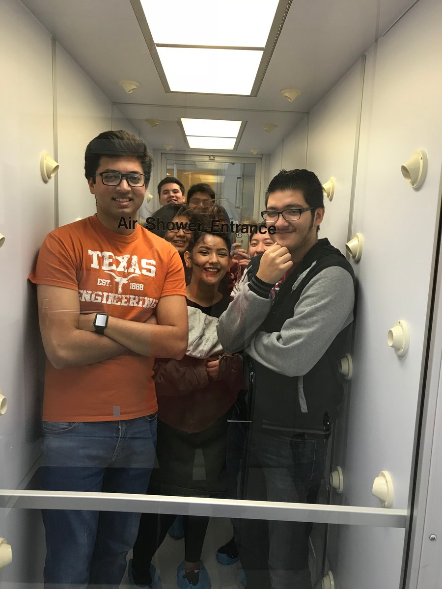 NASCENT hosted a large group of students from Lanier High School last Fall for a tour of the labs and research facilities at UT's Pickle Research Campus. The students got a wonderful exposure to cutting edge STEM research at UT! More photos here: facebook.com/NASCENT.SLC/po…