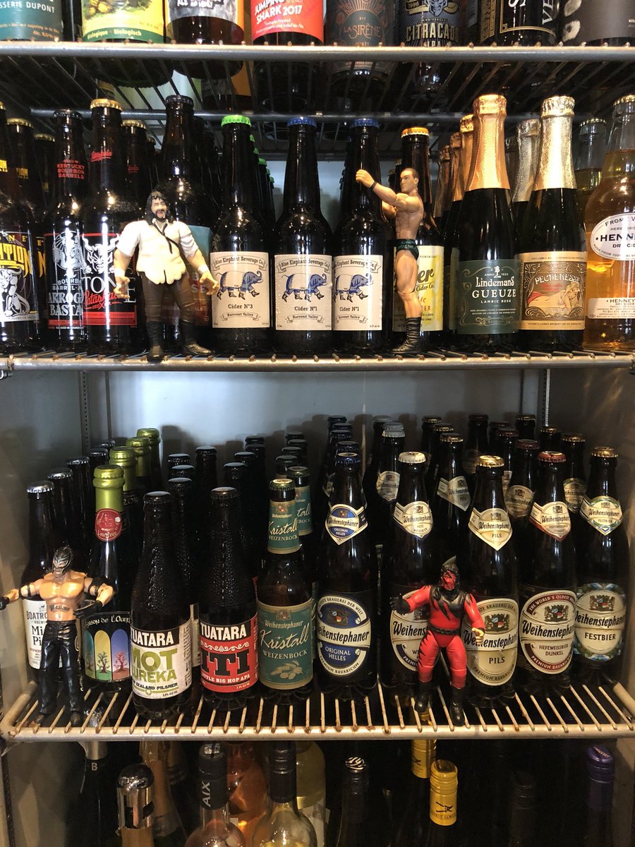 WWE superstars have invaded our fridges in preparation for our delayed broadcast of the Royal Rumble, Monday night from 7pm! facebook.com/events/2042622…