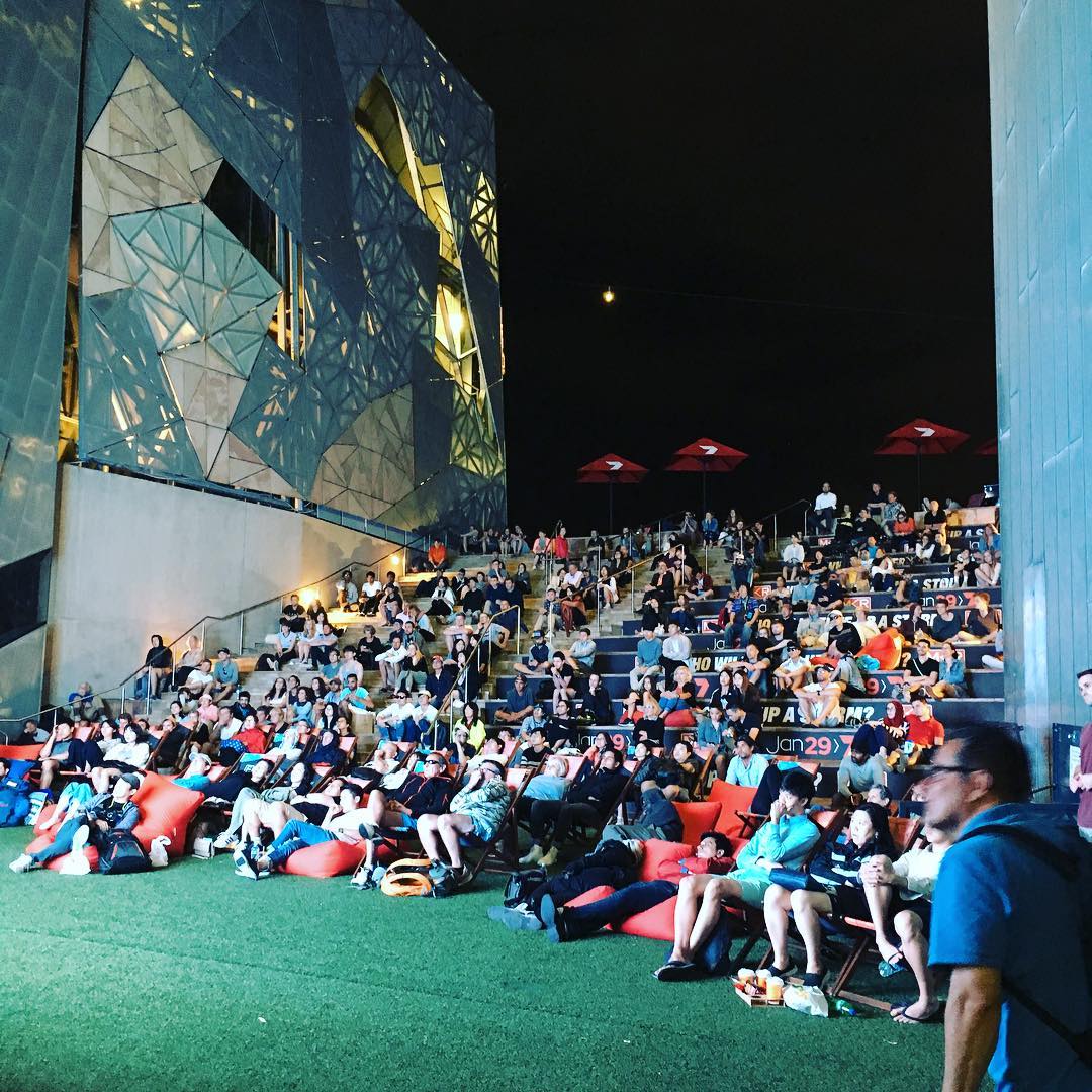 FedSquare's tweet photo. We're showing tonight's men's Australian Open final at the square in our amphitheatre.
Come down early to grab a good seat and settle in for a night at the tennis.
Photo: Rebecca Austin
#fedsquaresummer https://t.co/pMnSqlezFJ