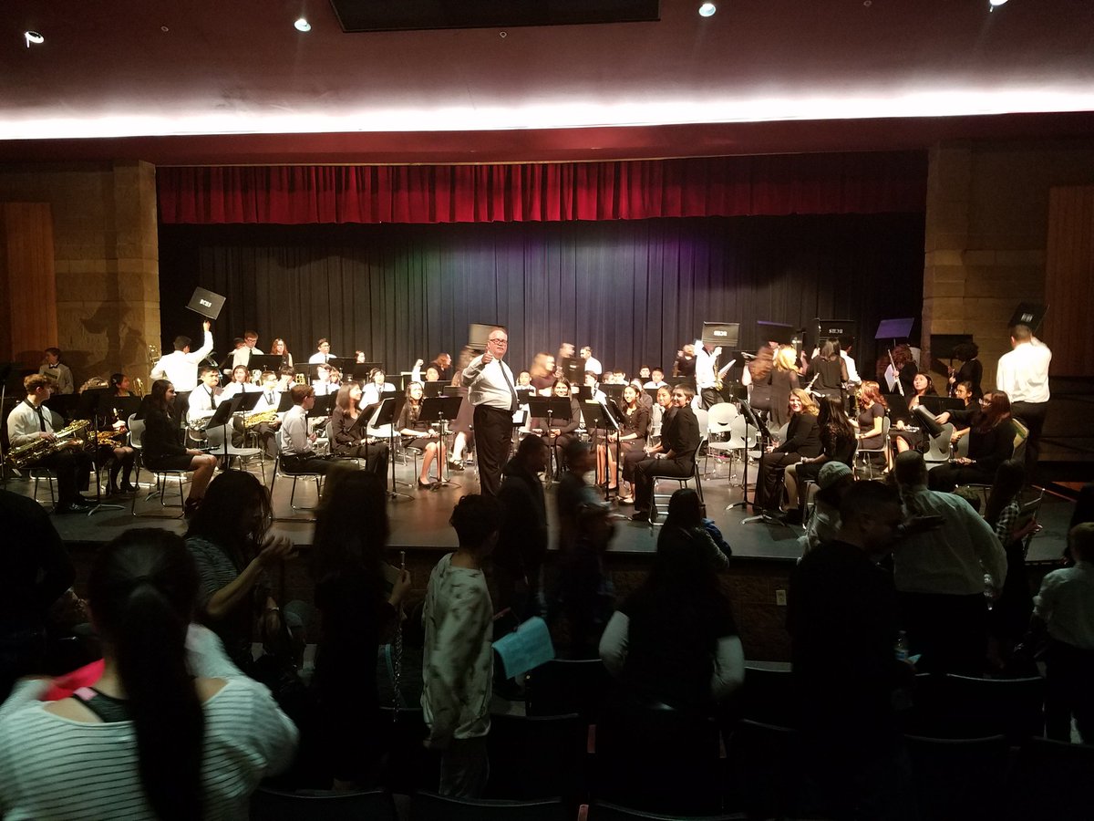 Universal language + Mr. H = fantastic,  great performance tonight Thunder Band.