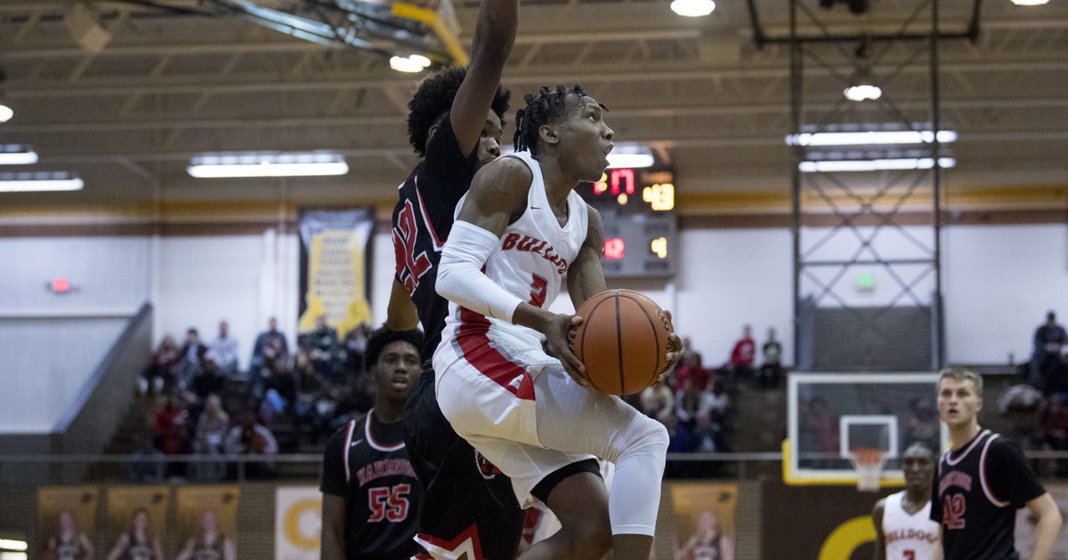 Lairy becomes City's career scoring leader, but Bosse stunned by Vincennes Lincoln dlvr.it/QD1Rp2