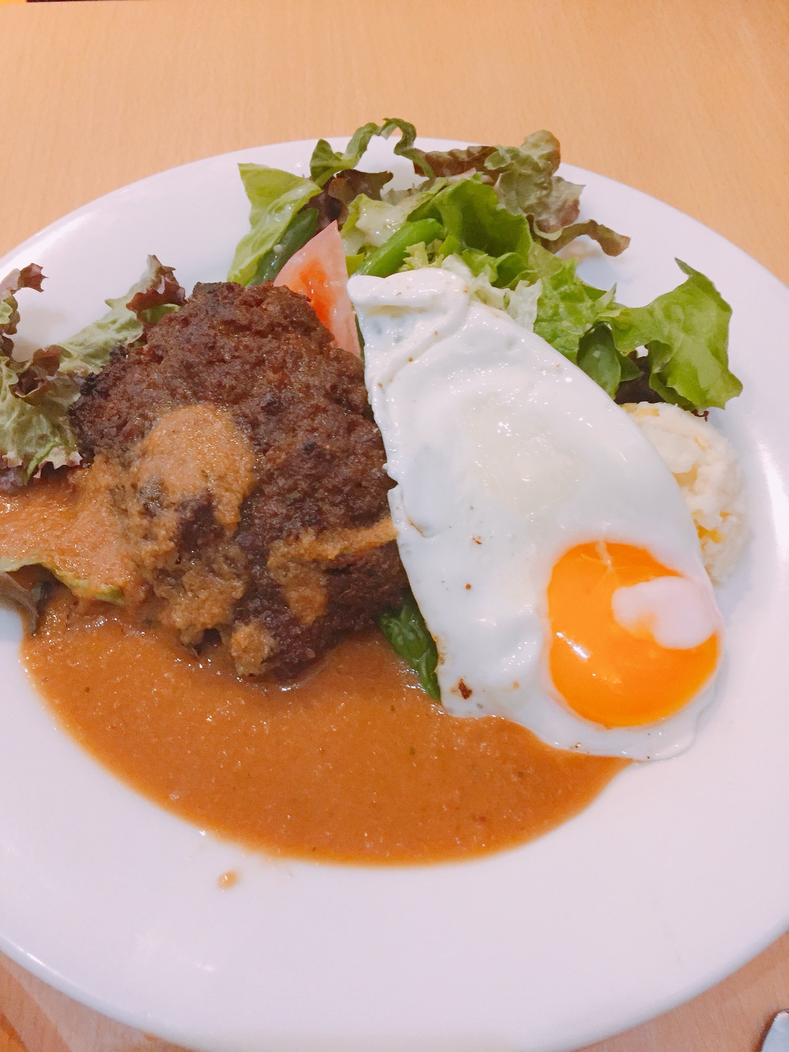 パンプキンハット山口のグルメ日記 中央区銀座 Aoi エーオーアイ ハンバーグライス ハンバーグがフワッフワで柔らかく美味い 激ウマ和風ソースもニンニク効いていてとても美味しかったです ハンバーグ ランチ 肉 銀座グルメ 銀座