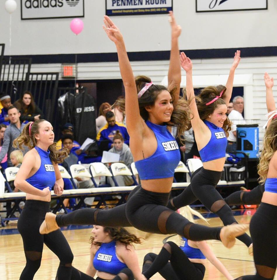 Great halftime performance by <a href="/snhudance/">SNHU Dance Team</a> !!!