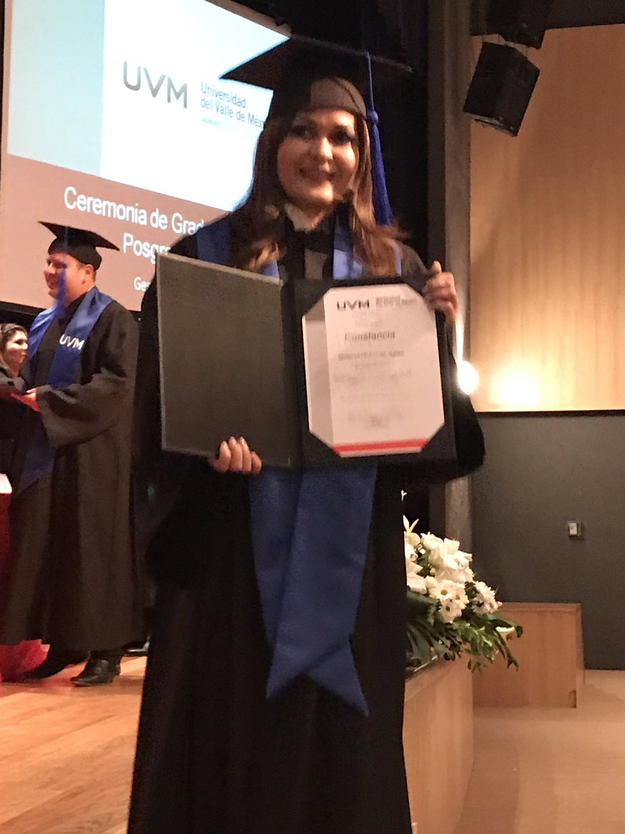MujerProyecta's tweet photo. Madre, Jefa De Familia, Abogada, y hoy Maestra en Juicios Orales, con el Mejor Promedio de su Generación! Mirian Morales, Orgullosamente #MujerProyecta #MujeresHaciendolaDiferencia https://t.co/rLHg96jTup