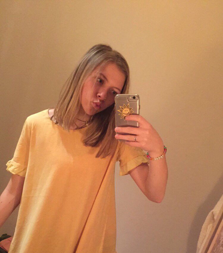 aubssfaith's tweet photo. yellow https://t.co/YvhmdR7A85