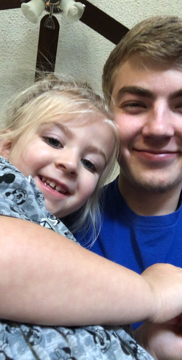 cam_perk2's tweet photo. I’d do anything for this lil chica #camdyn #2yearold #bestfriend #niece https://t.co/WH3O5gvoIO
