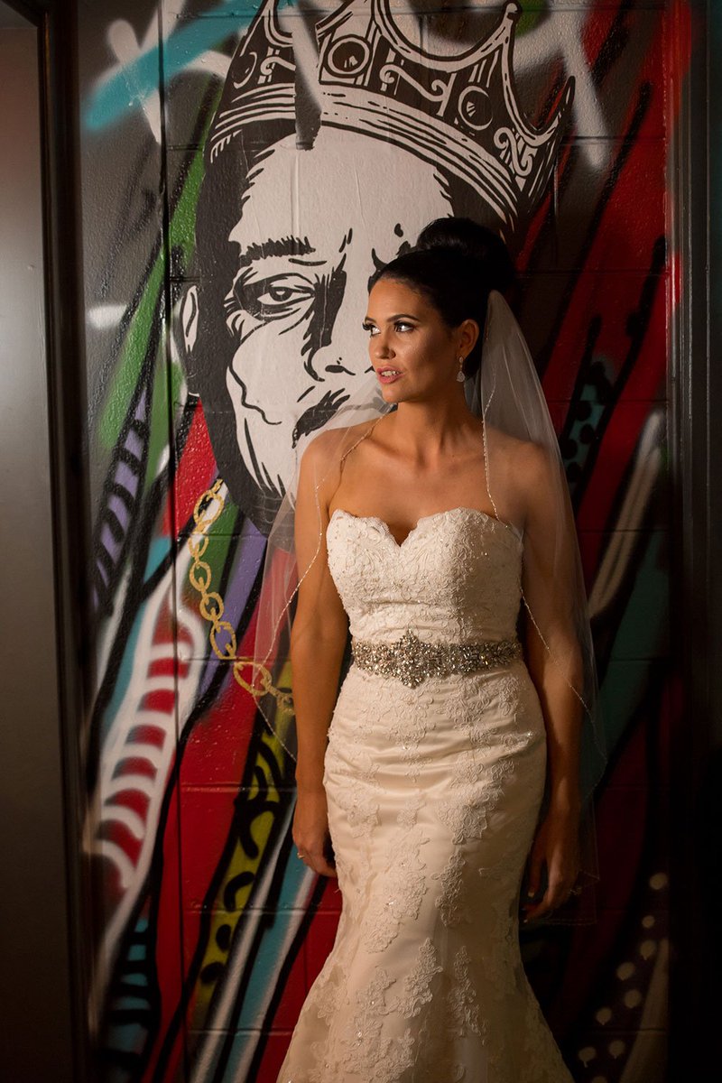 qldbrides's tweet photo. The Notorious B.I.G keeping an eye on beautiful Gold Coast bride Kylee. What a stunner! https://t.co/VFWVNn7tmu https://t.co/EbVMUCGR5W