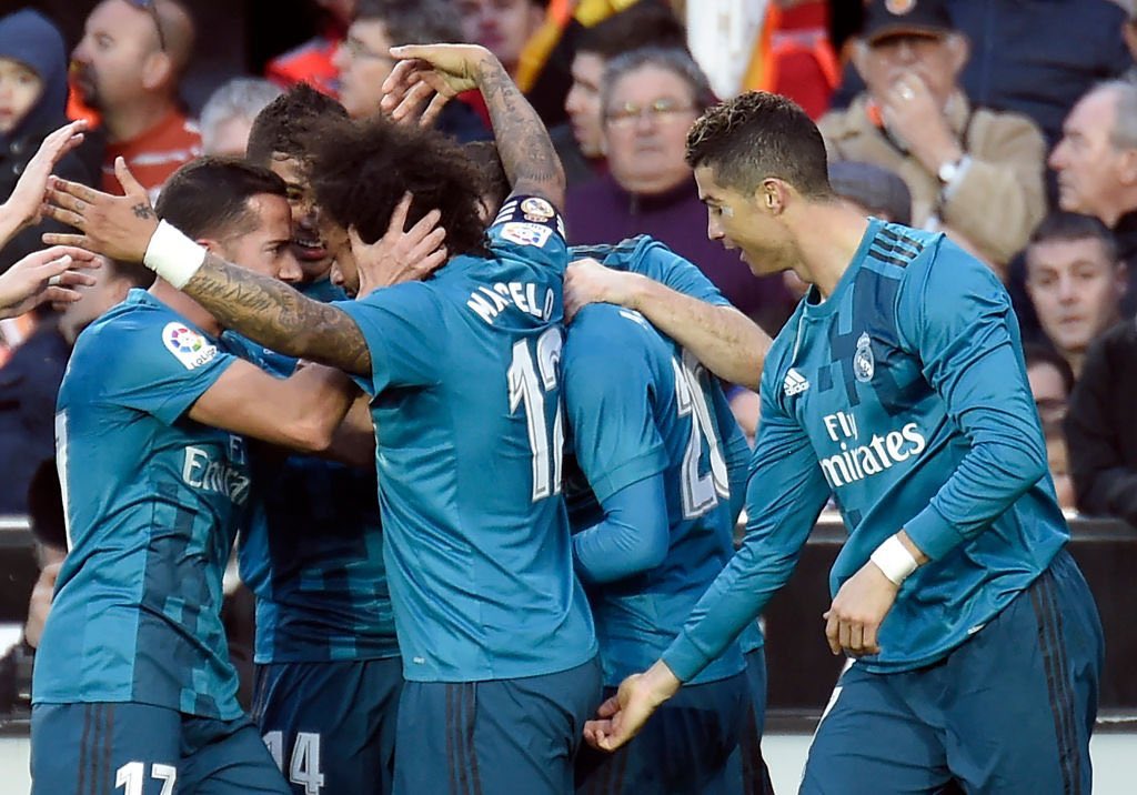 Bukannya selebrasi sama pemain yang lain tapi malah ...... 😂😂😂 #CristianoRonaldo