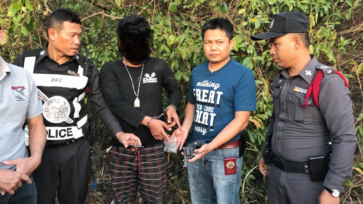 LueamnatPolice's tweet photo. วันที 27 ม.ค. 61 สภ.ลืออำนาจ ร่วมกับ ฝ่ายปกครอง , ทหาร และ ผู้นำหมู่บ้าน ชาวบ้าน ร่วมกับจับกุมผู้ต้องหาลักลอบตัดไม้พะยุง เหตุเกิด บริเวณป่าชุมชนบ้านหัวดง หมู่ 3 ต.เปือย อ.ลืออำนาจ จ.อำนาจเจริญ https://t.co/rYfLfAy3AI @ancpolice https://t.co/LLjtAqsWV3