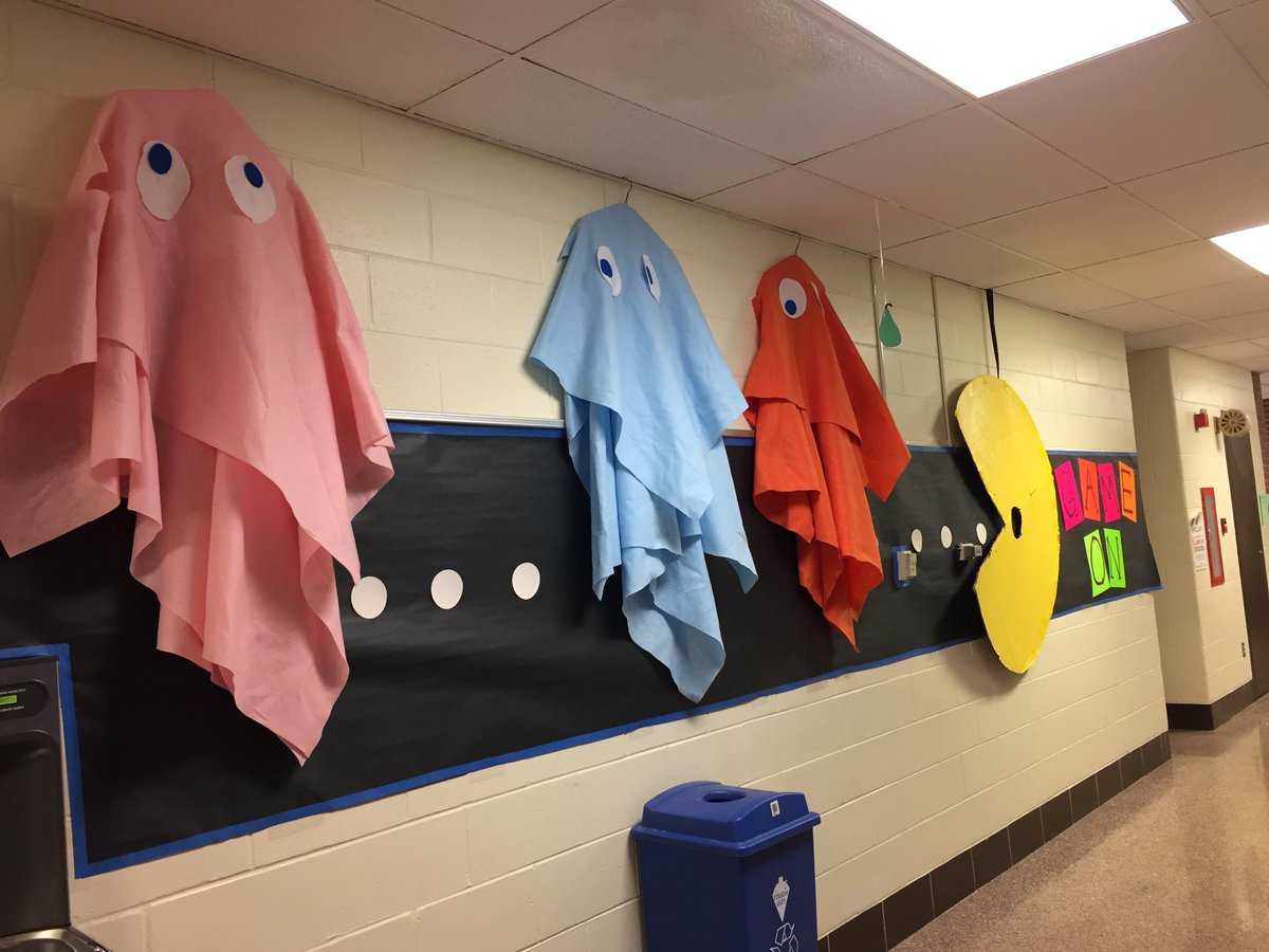 Valley View Schools On Twitter Vvhs Stuco Sponsored A Hallway