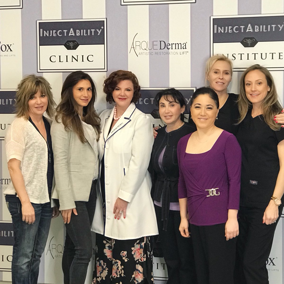 InjectAbility's tweet photo. What did you do this weekend? The #InjectAbilityInstitute has been busy! 700 units of #Botox and 32 syringes of #filler later, and at 8:00pm our 19 hour weekend class is still going strong! 🙌🏼 Welcome the newest licensee’s of #InstaTox and #ArqueDerma! 👏🏼 https://t.co/7tzwa5MyHn