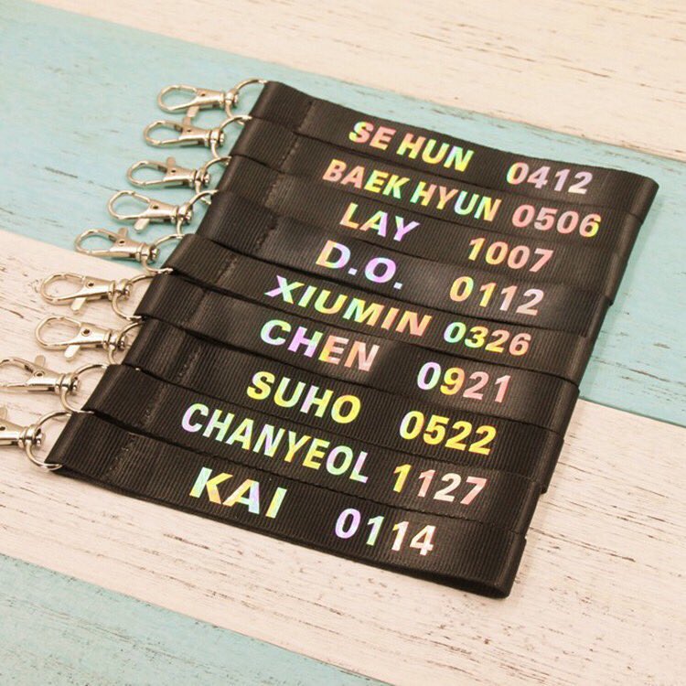 B_BlueShop's tweet photo. 🔹Pre-order🔹
เนมแท็ก exo อันละ 80฿
#ตลาดนัดEXO #EXO #EXOPOWER #chanbake #TheWarEXO #แลกการ์ด #แลกการ์ดexo #ตลาดฟิค #kokobop #TheEℓyXiOn #VOTEforEXOTH #2017AAA #exoplanet4 #Sehun #LAY #EℓyXiOninBKK #ElyXiOninBKK https://t.co/j1ZWLcLr28