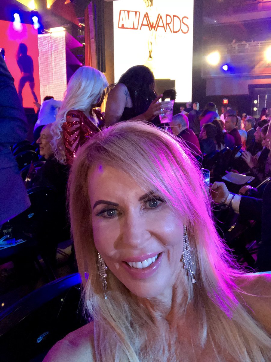 Erica Lauren On Twitter The Doors Are Open Avn2018 Avnawards 