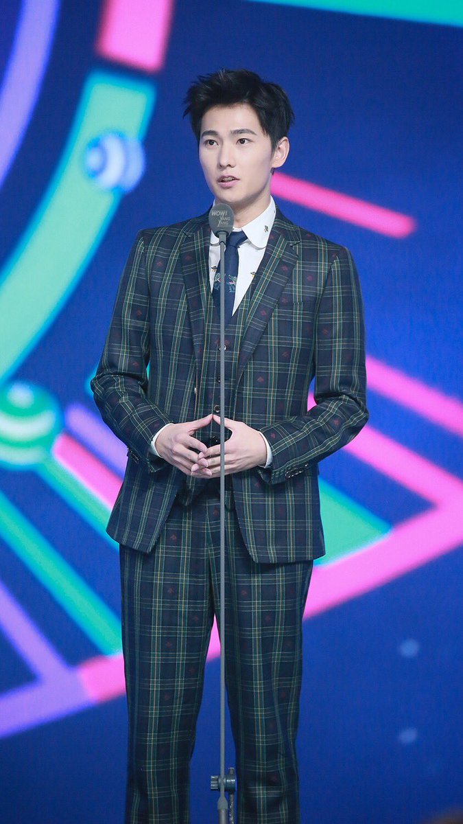wowyy0909's tweet photo. WOW！20180119 2017Yuewen SuperIP 
Award  #YangYang #杨洋icon #杨洋 #양양 https://t.co/35TjwRmJWb