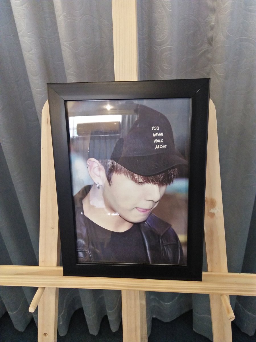 hkhanhlinh2803's tweet photo. Thank you so much for this amazing exhibition 💜
See you next time in Vietnam
@RECONTRER_  @Whisper9394 https://t.co/S5menNjWgv