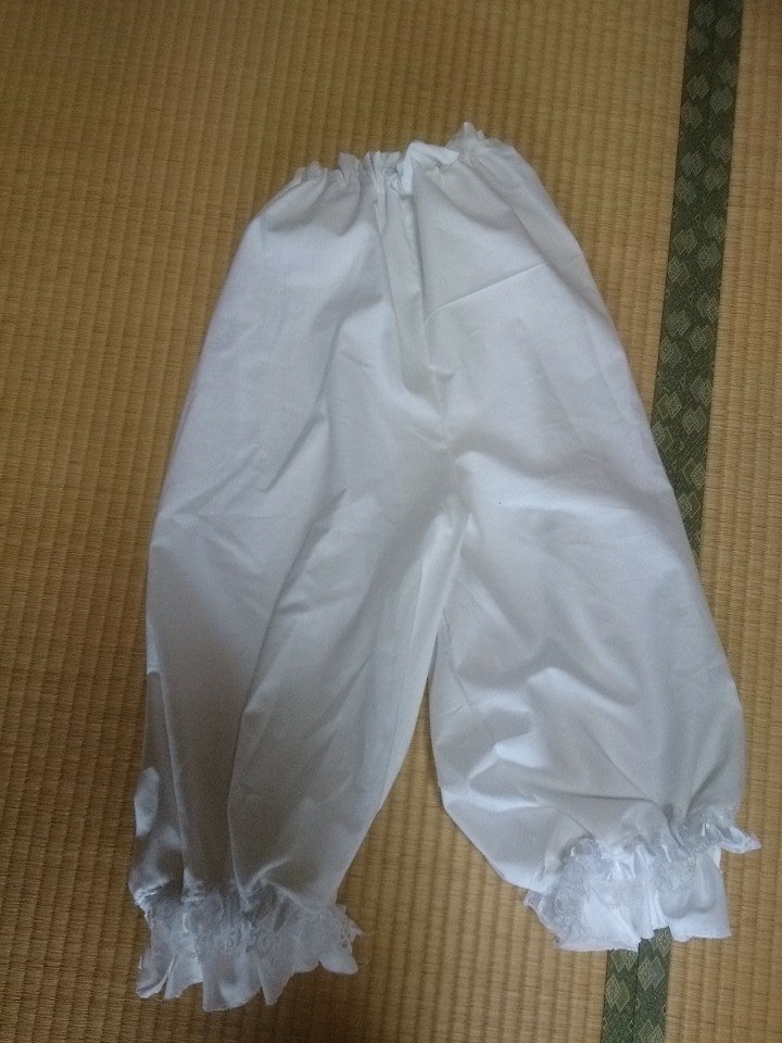 服の作り方と型紙うさこの洋裁工房 Ar Twitter かわいらしいドロワーズが出来上がってますね サイトがお役に立ったようでよかったです お出かけ楽しんでくださいね