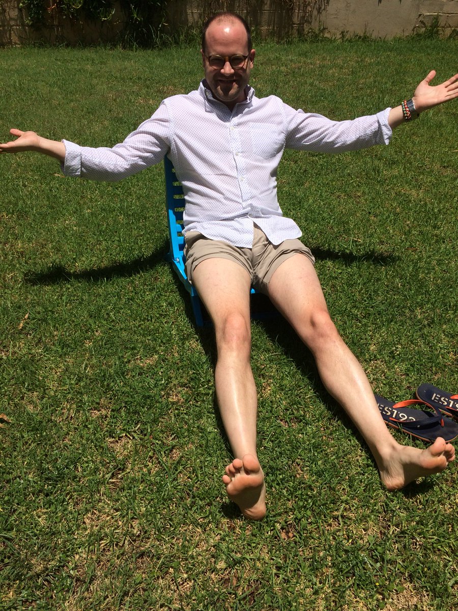 NGoetham's tweet photo. This is what life in the UK does @DavidJHornsby 😎☀️ It was lovely to see you and your super white legs. And @TrinishP we missed you. #brunchthings #tanning #home https://t.co/pAAJ46G7Nj