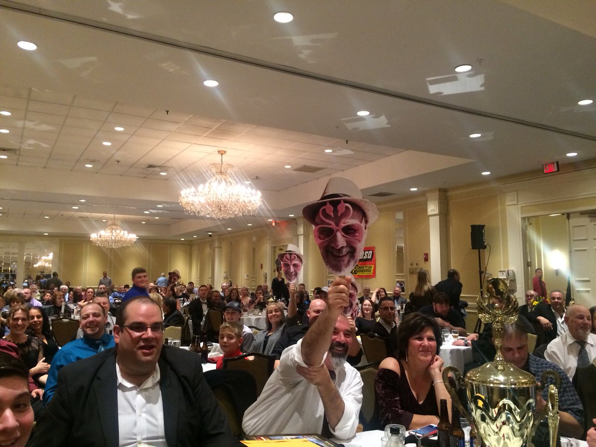 2017 Red’s Shoe Barn Super Pro Champ, Rick Bell, has some fans in the audience tonight #NEDBanquet