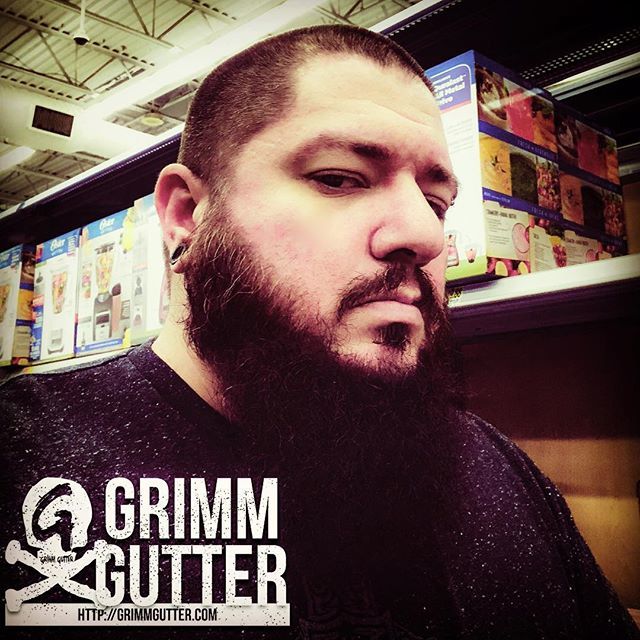 KeaganGrimm's tweet photo. Took this fresh haircut out to Walmart. Cause that’s basically the only place I go. #grimmgutter #dadlife #beardgang #instagrimm https://t.co/K67rVGztgT