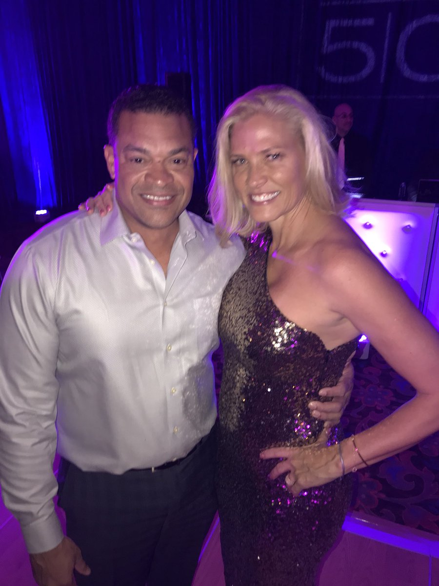 michaeleaves's tweet photo. Happy Birthday, @j9mason!! #J950 https://t.co/pkNOU7KCy1