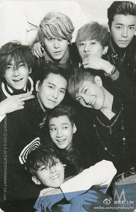 mrslee143's tweet photo. Miss you 💙
#TeamSuperJunior #TwitterBestFandom  #SoompiAwards https://t.co/ODAGQ0j34U