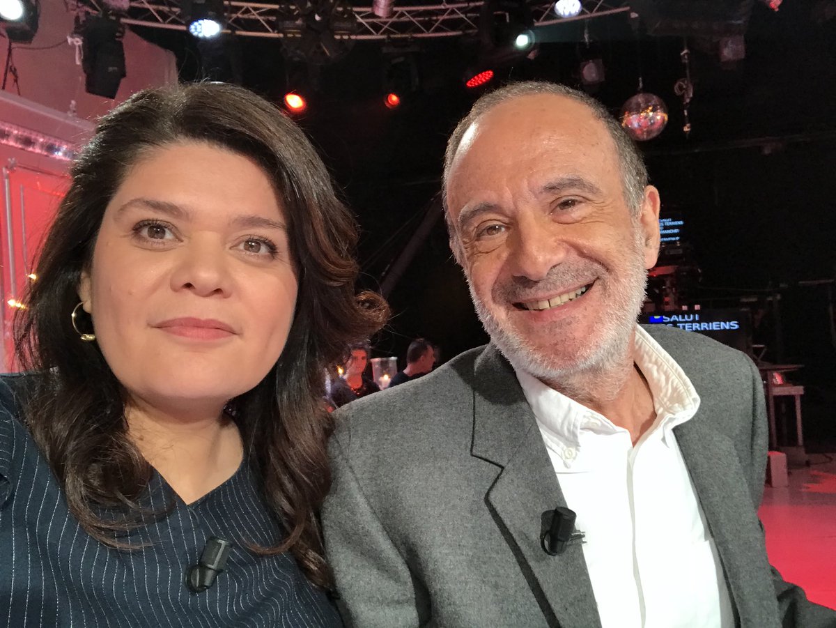 RaquelGarridoFr's tweet photo. C’est dimanche ! Ce soir nous verrons l’épisode 19 de la Saison 1 des Terriens du Dimanche #LTD, avec un invité formidable, drôle et pertinent à la fois : @millerofficiel. 
Rdv sur @C8TV à 19h pour le face à face des 7 mercenaires avec l’un des initiateurs de @LeMediaTV. https://t.co/HF6c30e7qM