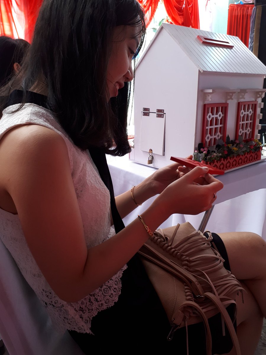 Anh_Pham06's tweet photo. Cuối tuần, đám cưới !!! https://t.co/choEeJHxfQ